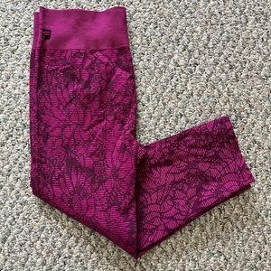 Fabletics cropped leggings